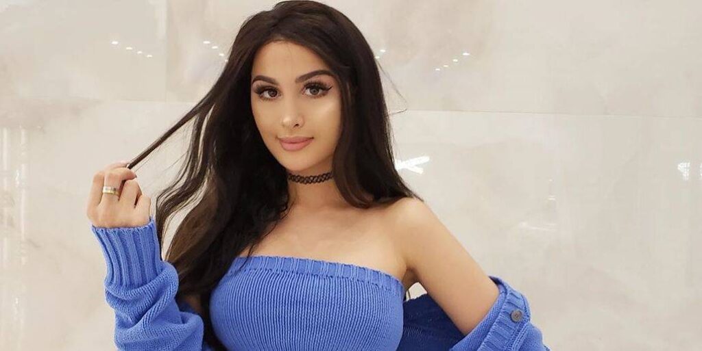 SssniperWolf Net Worth 2020